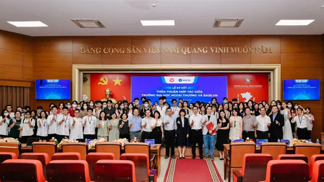 Đào tạo công nghệ cho sinh viên: Hợp tác chiến lược giữa trường Đại học Ngoại thương và Base.vn - Ảnh 2.