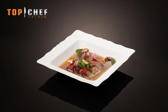 Top Chef Việt Nam - Tập 5: Đổ gục trước 5 món ăn lấy cảm hứng từ Hoa hậu H’Hen Niê và Ngọc Châu - Ảnh 10.