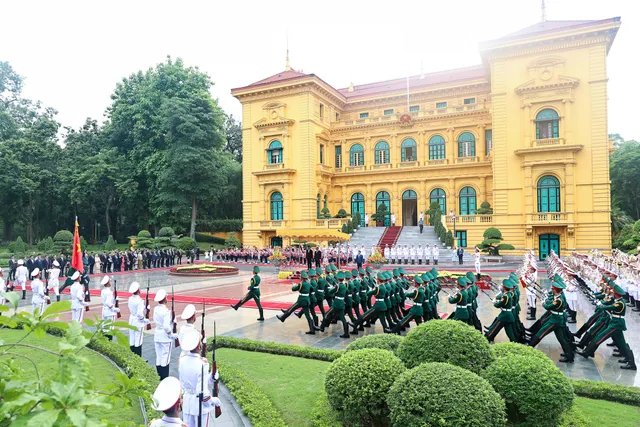 Thủ tướng chủ trì lễ đón Thủ tướng Malaysia thăm chính thức Việt Nam - Ảnh 7.