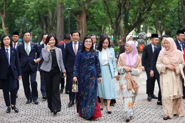 Thủ tướng chủ trì lễ đón Thủ tướng Malaysia thăm chính thức Việt Nam - Ảnh 9.