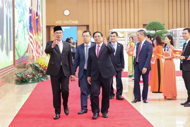 Thủ tướng chủ trì lễ đón Thủ tướng Malaysia thăm chính thức Việt Nam - Ảnh 11.