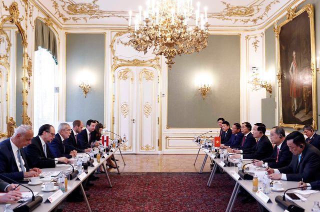 Lễ đón chính thức Chủ tịch nước Võ Văn Thưởng thăm CH Áo - Ảnh 4.