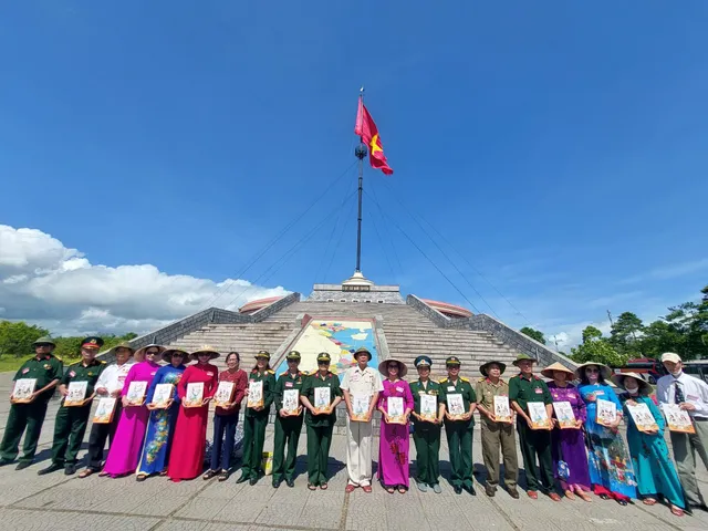 Dược phẩm Hoa Linh tri ân người có công với cách mạng dịp 27/7 - Ảnh 4.