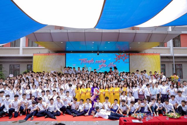 Ngôi trường có gần 500 lượt học sinh đỗ lớp 10 THPT chuyên ở Hà Nội - Ảnh 1.