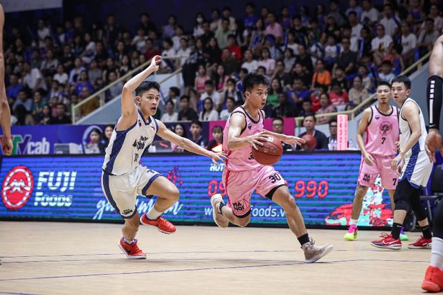 VBA 2023 - Game 37: Màu hồng không xa lạ - Ảnh 4.