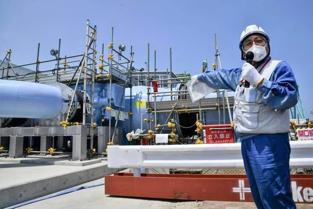 IAEA bật đèn xanh cho Nhật Bản xả nước thải từ nhà máy hạt nhân Fukushima ra biển - Ảnh 1.