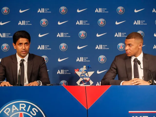 PSG ra tối hậu thư cho Mbappe - Ảnh 1. PSG ra tối hậu thư cho Mbappe - Ảnh 1.