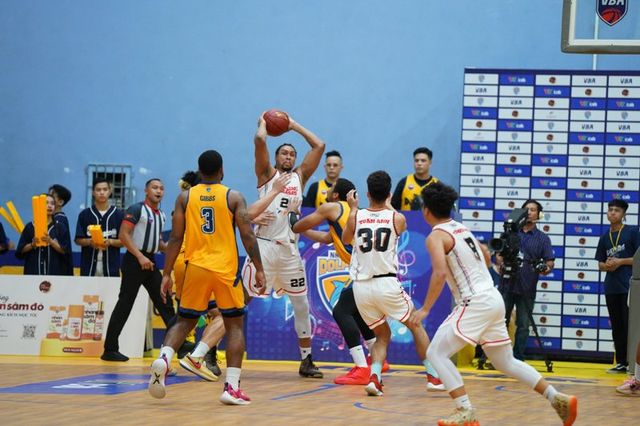 VBA 2023 - Game 22: Sự thăng hoa của Nha Trang Dolphins - Ảnh 3.