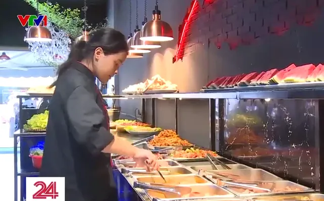 Quán buffet 1.000 đồng cho người nghèo - Ảnh 1.