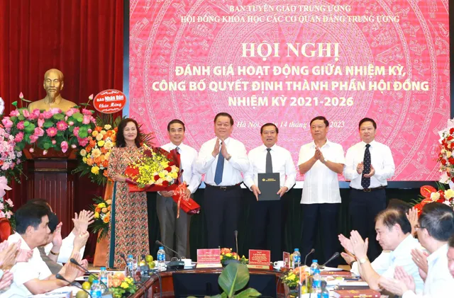 Công bố thành phần Hội đồng Khoa học các cơ quan Đảng Trung ương - Ảnh 2.