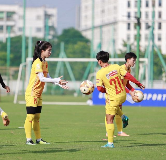 Hải Yến được bầu làm đội trưởng ĐT bóng đá nữ Việt Nam  - Ảnh 1.