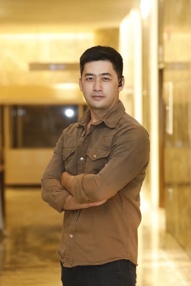 Bóng hồng duy nhất và dàn nam chính hùng hậu của Biệt dược đen - Ảnh 9. Bóng hồng duy nhất và dàn nam chính hùng hậu của Biệt dược đen - Ảnh 9.