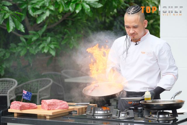 Mãn nhãn trước màn làm lửa bùng cháy của đầu bếp Top Chef Việt Nam - Ảnh 4.