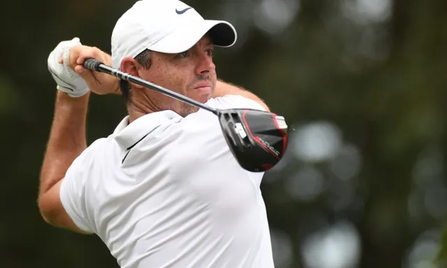 Bất chấp chấn thương lưng, đương kim vô địch Rory McIlroy vẫn thi đấu tại Tour Championship 2023 - Ảnh 2.