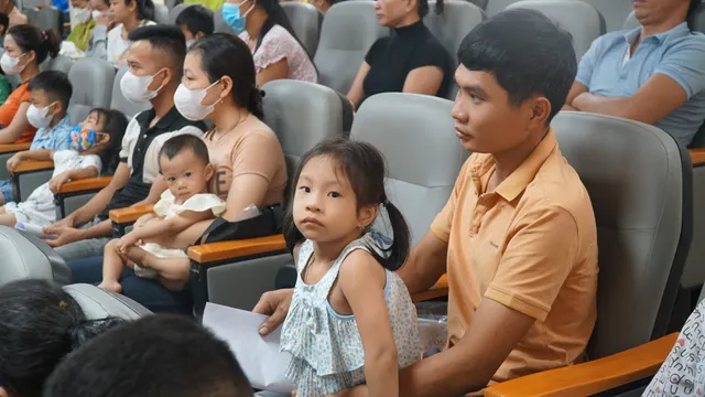 Chương trình “Trái tim cho em” tổ chức khám sàng lọc bệnh tim bẩm sinh tại tỉnh Thừa Thiên Huế - Ảnh 6.