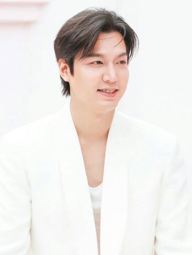  Lee Min Ho mất điểm vì béo - Ảnh 3.