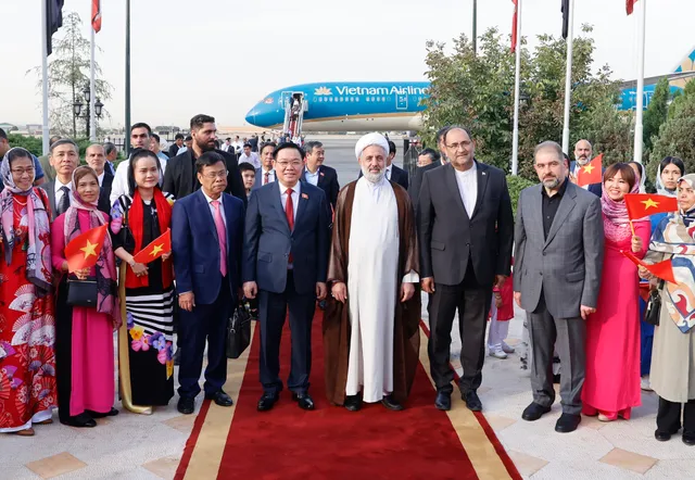 Chủ tịch Quốc hội Vương Đình Huệ đến thủ đô Tehran, bắt đầu thăm chính thức Cộng hòa Hồi giáo Iran - Ảnh 6.