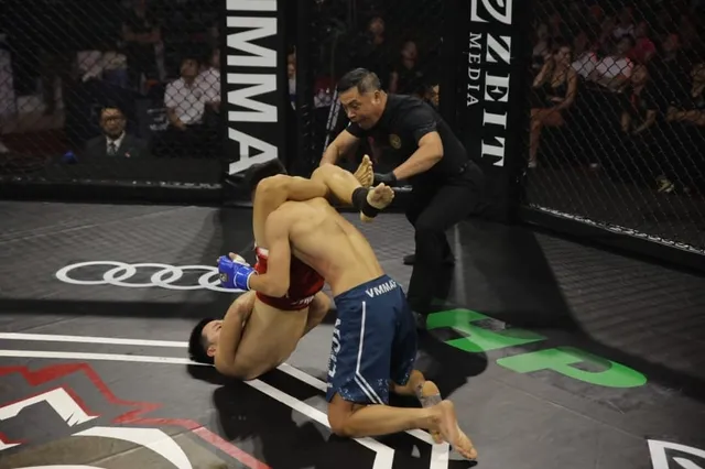 Á quân tán thủ thế giới thắng knock-out nhanh nhất giải MMA Việt Nam  - Ảnh 3.