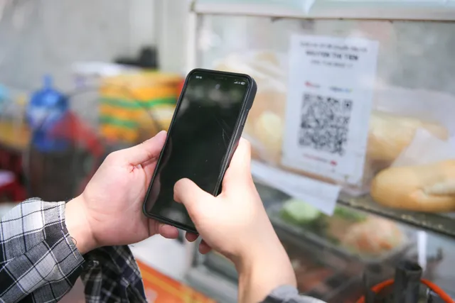 Thanh toán QR code trong các khu chợ truyền thống - Ảnh 5.