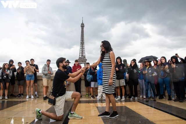 Tháp Eiffel qua ống kính của NSƯT Phạm Thanh Hà - Ảnh 8.