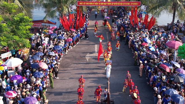 Sôi động lễ hội truyền thống mừng ngày Quốc khánh tại Hải Hậu, Nam Định - Ảnh 2.