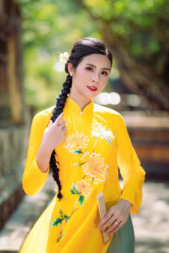 Minh Hằng làm đầy tháng cho con trai, hôn nhân gần 30 năm hạnh phúc của Nguyệt Anh - Anh Tuấn - Ảnh 3.