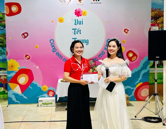 Quỹ Tấm lòng Việt cùng đơn vị thiện nguyện tổ chức Trung thu cho các bệnh nhi tim bẩm sinh - Ảnh 4.