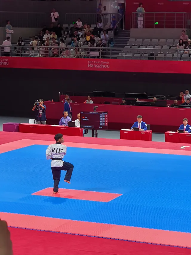 Taekwondo mang về tấm HCĐ thứ 2 cho đoàn Thể thao Việt Nam tại ASIAD 19 - Ảnh 1.