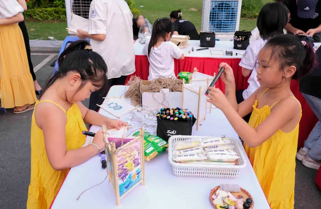 Tưng bừng hoạt động Rước đèn trông trăng đón Tết Trung thu tại VTV - Ảnh 14. Tưng bừng hoạt động Rước đèn trông trăng đón Tết Trung thu tại VTV - Ảnh 14.