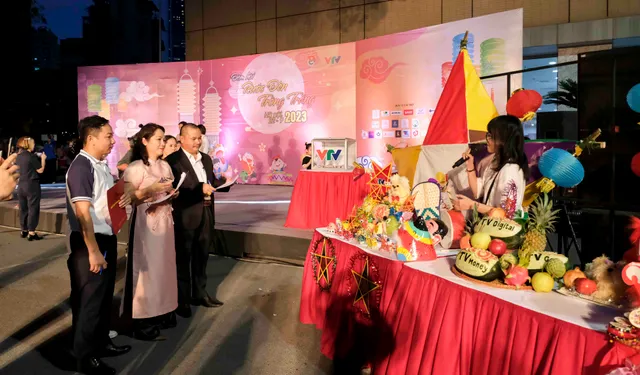 Tưng bừng hoạt động Rước đèn trông trăng đón Tết Trung thu tại VTV - Ảnh 16. Tưng bừng hoạt động Rước đèn trông trăng đón Tết Trung thu tại VTV - Ảnh 16.