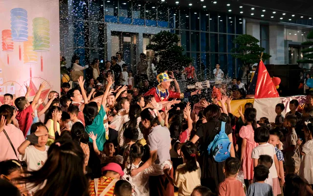 Tưng bừng hoạt động Rước đèn trông trăng đón Tết Trung thu tại VTV - Ảnh 22. Tưng bừng hoạt động Rước đèn trông trăng đón Tết Trung thu tại VTV - Ảnh 22.