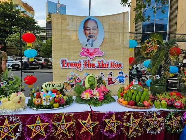 Tưng bừng hoạt động Rước đèn trông trăng đón Tết Trung thu tại VTV - Ảnh 8. Tưng bừng hoạt động Rước đèn trông trăng đón Tết Trung thu tại VTV - Ảnh 8.