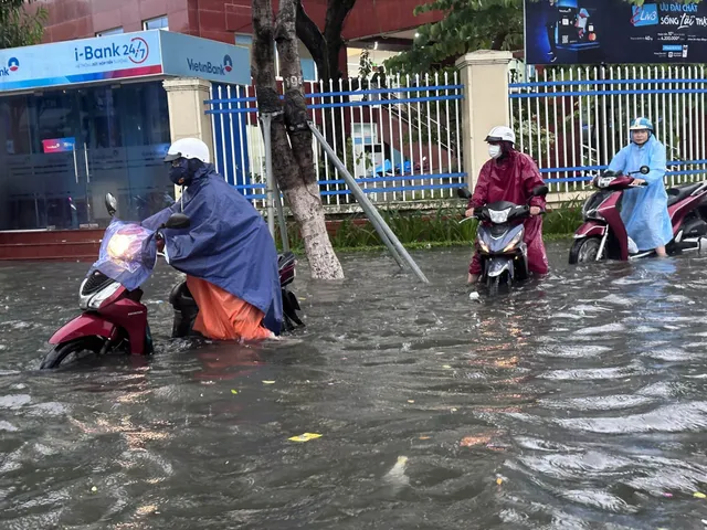 Sáng 26/9, áp thấp nhiệt đới sẽ đi vào Trung bộ - Ảnh 8.