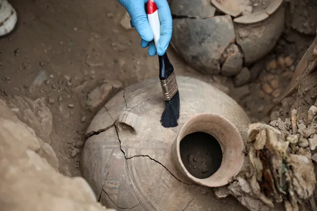 Phát hiện xác ướp 1.000 năm tuổi tại Peru - Ảnh 2.
