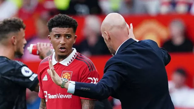 Man Utd tiếp tục đối mặt với những cơn đau đầu - Ảnh 2. Man Utd tiếp tục đối mặt với những cơn đau đầu - Ảnh 2.