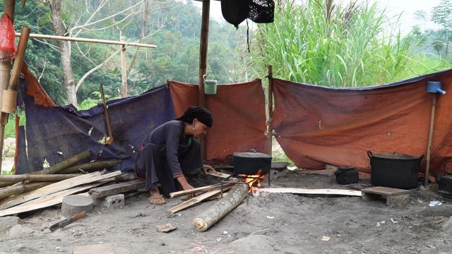 19 năm học nhờ hội trường thôn đầy gian nan, vất vả - Ảnh 3.