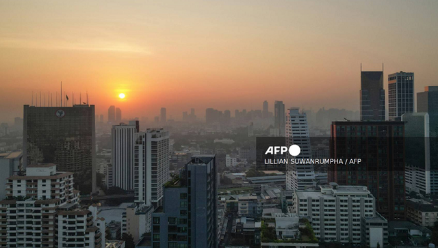 Ô nhiễm bụi mịn tăng mạnh tại Bangkok (Thái Lan), ảnh hưởng sức khỏe cư dân - Ảnh 1.