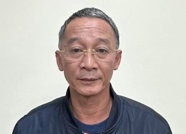 Khởi tố, bắt tạm giam Chủ tịch UBND tỉnh Lâm Đồng Trần Văn Hiệp - Ảnh 1.
