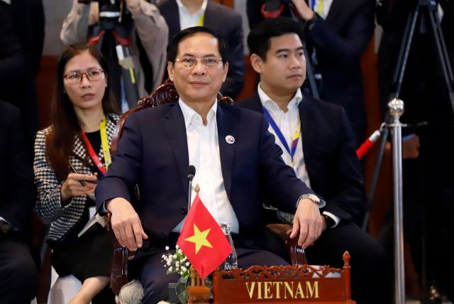 Hội nghị hẹp Bộ trưởng Ngoại giao ASEAN 2024 tại Lào: ASEAN - Thúc đẩy kết nối và tự cường - Ảnh 2.