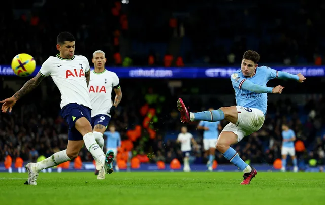 Bốc thăm vòng 4 FA Cup | Man City đại chiến Tottenham, Man Utd và Liverpool dễ thở - Ảnh 1.