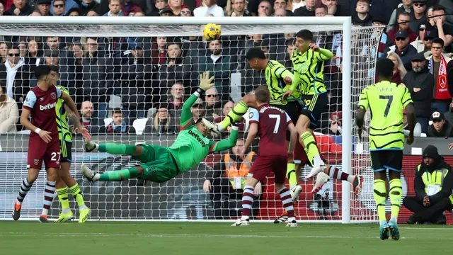 Arsenal đè bẹp West Ham 6 bàn không gỡ - Ảnh 1.