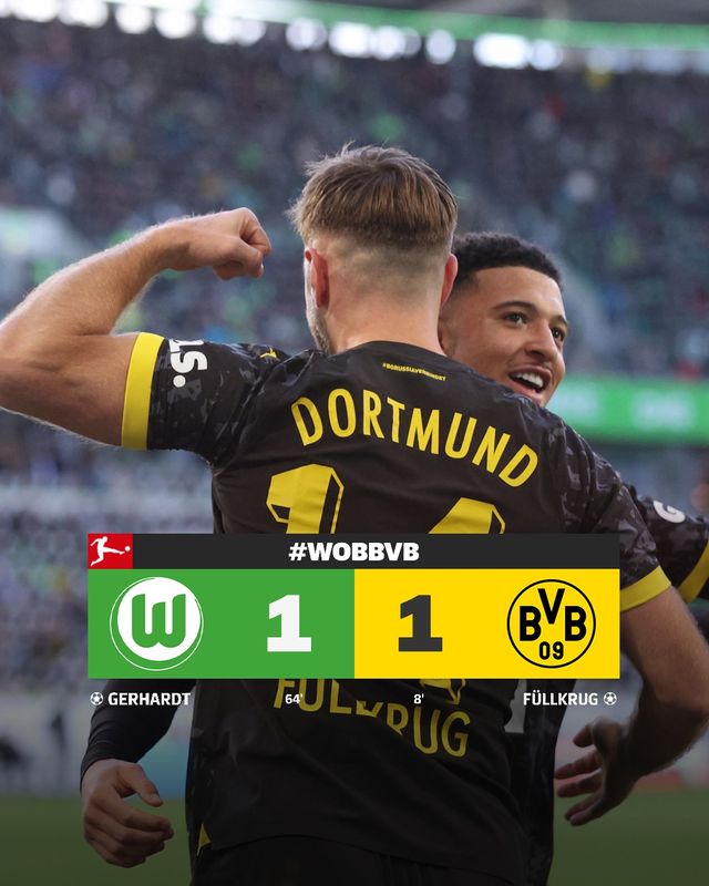 Borussia Dortmund chia điểm trên sân của Wolfsburg - Ảnh 1.