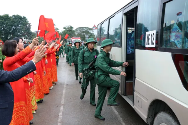 Phát huy sức trẻ, hết lòng phụng sự Tổ quốc, phục vụ nhân dân - Ảnh 4.