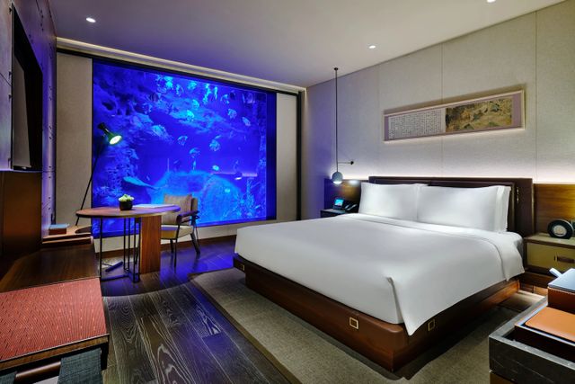 Điểm danh 3 khách sạn dưới nước đẹp như trong phim viễn tưởng - Ảnh 2.