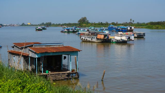 Bộ đội biên phòng ngày đêm mật phục chống buôn lậu những ngày cận Tết - Ảnh 1.