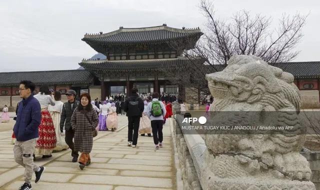 Du lịch Hàn Quốc phục hồi mạnh mẽ, đạt 1,03 triệu lượt du khách trong tháng 2  - Ảnh 1.