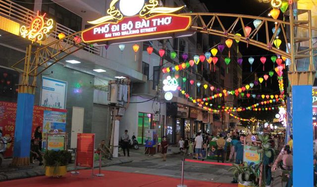 Quảng Ninh: Mở rộng tuyến phố đi bộ Bài Thơ thành trung tâm du lịch - Ảnh 1.