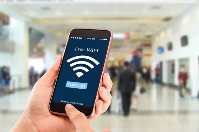 Cẩn trọng khi sử dụng mạng wifi miễn phí nơi công cộng - Ảnh 1.