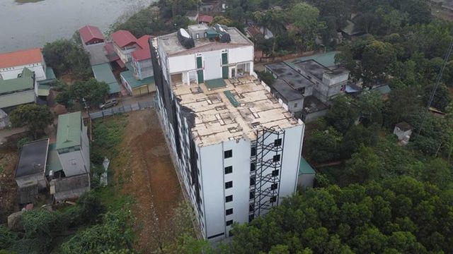 Thạch Thất (Hà Nội): Chung cư mini xây sai phép đã tháo dỡ tầng 8 và 9 - Ảnh 1.