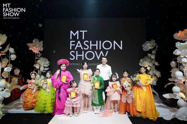 Ấn tượng sự đột phá đón đầu xu hướng thời trang Xuân hè của MT Fashion Show 2024 - Ảnh 1.